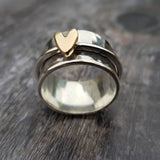 Rike | Bague avec motif en forme de cœur