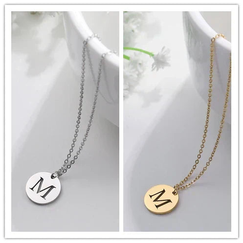 Collier Pendentif Lettre en Or Élégant