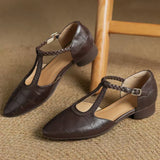 Greta – Chaussures classiques en cuir avec détail tressé