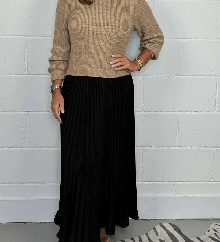 Claudine™ – La Robe Pull Plissée Élégance et Confort