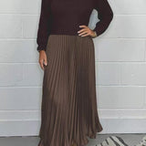 Claudine™ – La Robe Pull Plissée Élégance et Confort