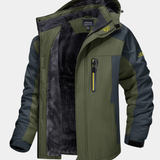 LAURENT MONACO | VESTE D'HIVER POUR HOMME EN EXTÉRIEUR