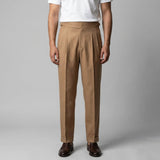 Pantalon homme à plis ajustable