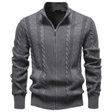 Pull homme zippé à maille torsadée